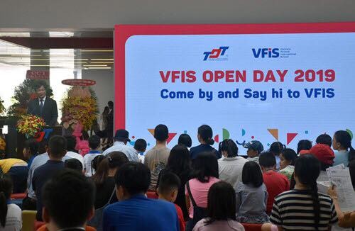 Lễ khai trường Trường quốc tế Việt Nam-Phần Lan (VFIS).