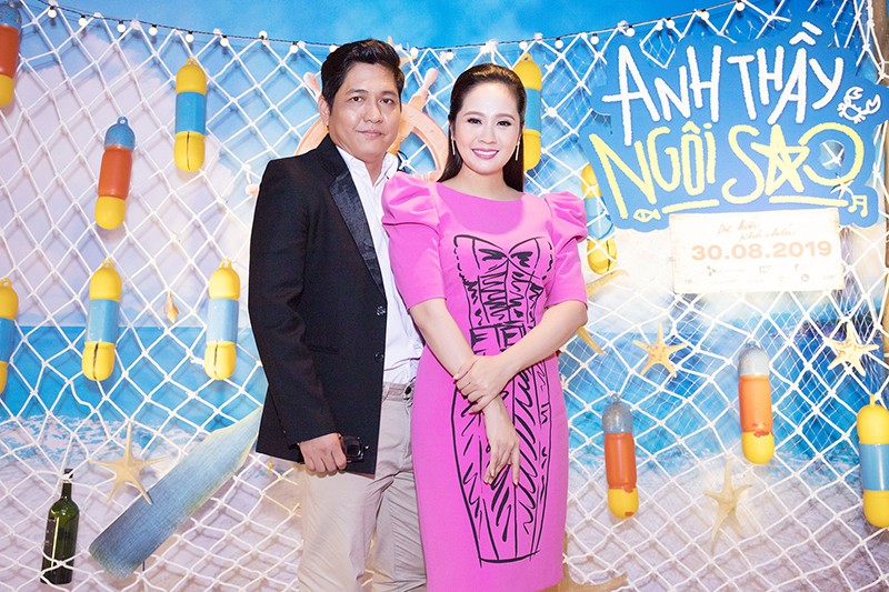 Đạo diễn Đức Thịnh và vợ là Nghệ sĩ Thanh Thúy tại buổi giới thiệu Anh thầy ngôi sao.