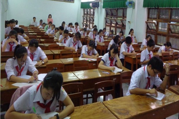 Học sinh lớp 9 tại Bình Phước thi vào lớp 10 năm 2020. 