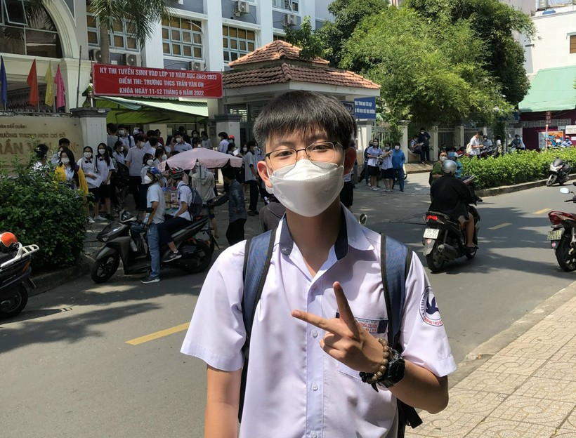 Em Nguyễn Trí Luân - học sinh Trường THCS Võ Trường Toản, hi vọng  sẽ được điểm cao, vào đúng ngôi trường mà mình đã đặt nguyện vọng 1.