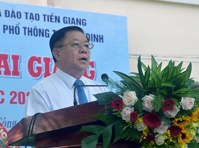 Trưởng Ban Tuyên giáo Trung ương Nguyễn Trọng Nghĩa phát biểu tại buổi lễ.