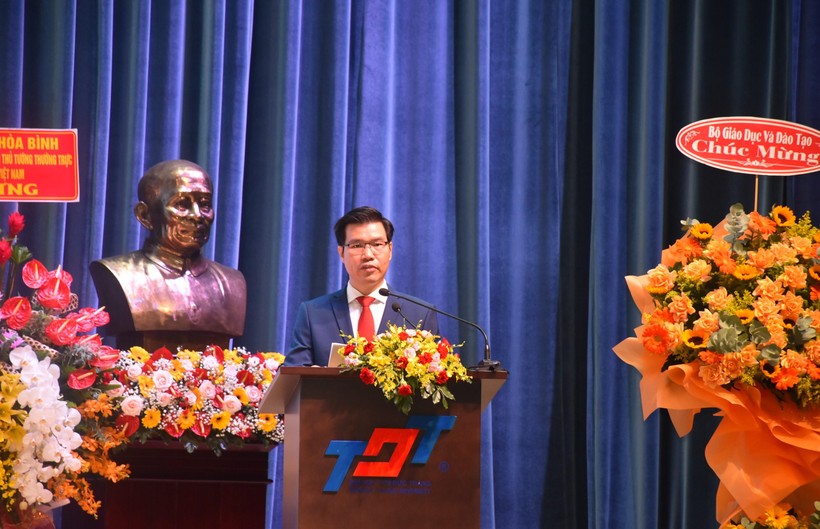  TS Trần Trọng Đạo – Quyền Hiệu trưởng TDTU phát biểu tại sự kiện.