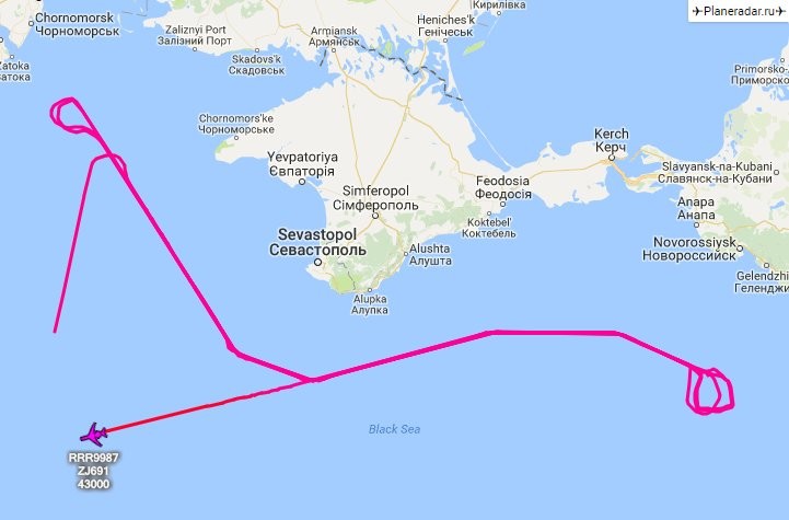 Trên bờ biển Crimea của Nga xuất hiện máy bay do thám của Anh