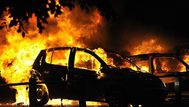 Thụy Điển: Gần 80 ô tô bị thiêu rụi trong đêm