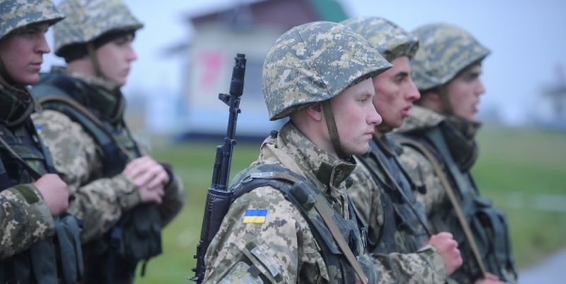 Mỹ chuyển lô lớn khí tài đến Ucraina