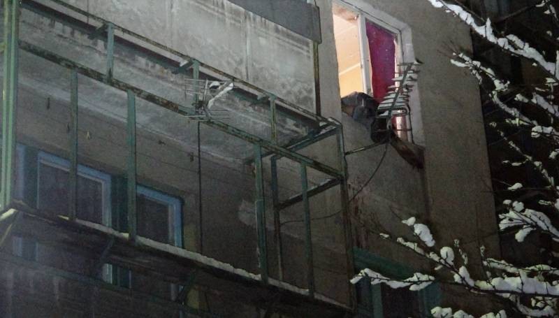 Một sĩ quan say rượu của cơ quan an ninh Ucraine đã phá hủy một ngôi nhà ở Mariupol