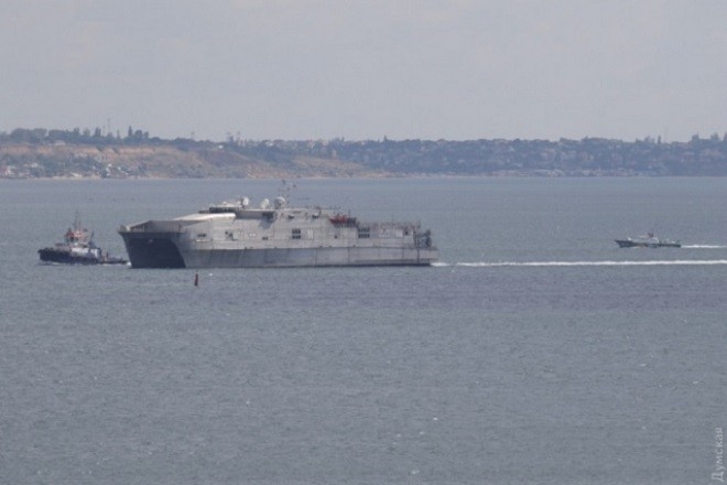 Tàu chiến của Mỹ biến mất khỏi radar tại vùng biển Crimea