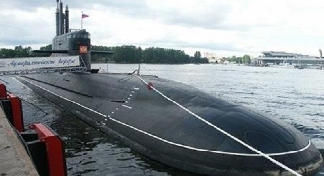 Tàu ngầm Amur-1650.