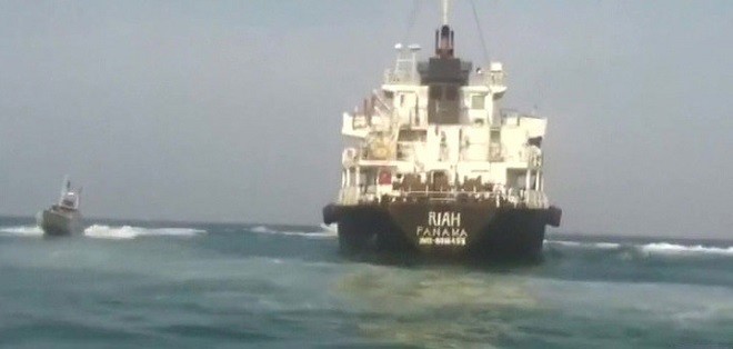 Tàu chở dầu RIAH bị Iran bắt giữ trên Vịnh Ba Tư.