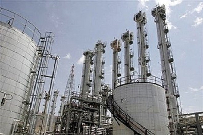 Lò phản ứng nước nặng Arak của Iran
