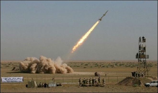 Iran phòng thử tên lửa đạn đạo