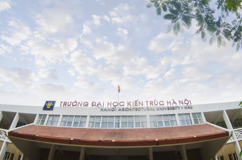 Trường Đại học Kiến trúc Hà Nội: 50 năm đào tạo cán bộ ngành Xây dựng Việt Nam