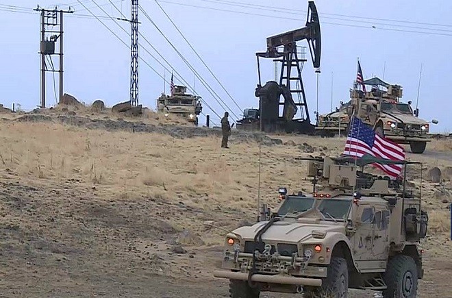 Quân đội Mỹ bảo vệ các mỏ dầu tại Syria.