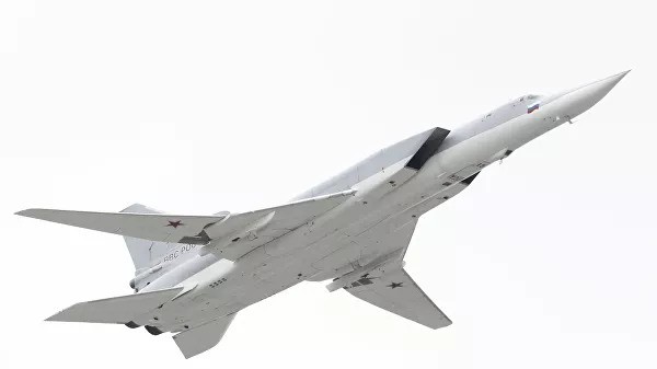 Hai máy bay ném bom Tu-22M3 hoàn thành chuyến bay trên Biển Đen