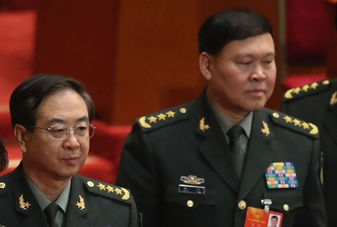 Tướng Phòng Phong Huy (trái) và tướng Trương Dương khi đương chức. Ảnh: Tân Hoa xã