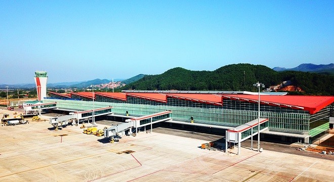 Cảng hàng không quốc tế Vân Đồn đã chính thức được đưa vào hoạt động.