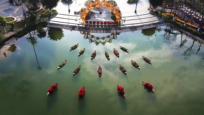 Thưởng ngoạn không khí Tết truyền thống tại Lễ hội hoa xuân Sun World Halong Complex 