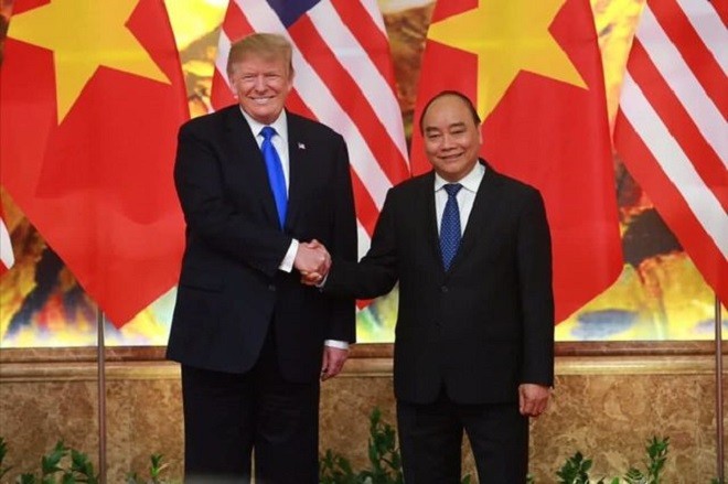 Tổng thống Donald Trump gặp Thủ tướng Nguyễn Xuân Phúc tại Văn phòng Chính phủ.