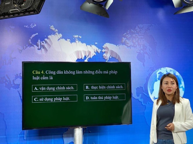 Tỉnh Điện Biên tổ chức dạy học trên truyền hình từ 11/4.