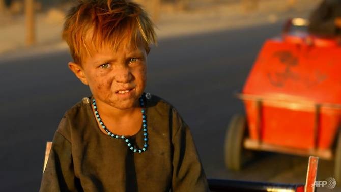 42% dân số Afghanistan là trẻ em dưới 14 tuổi
