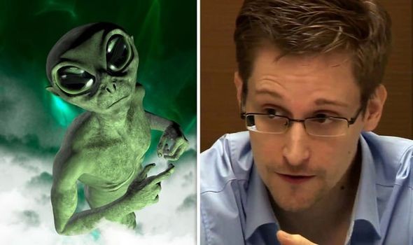 Edward Snowden: “Không có chứng cớ cho thấy có sự tiếp xúc với người ngoài hành tinh”.