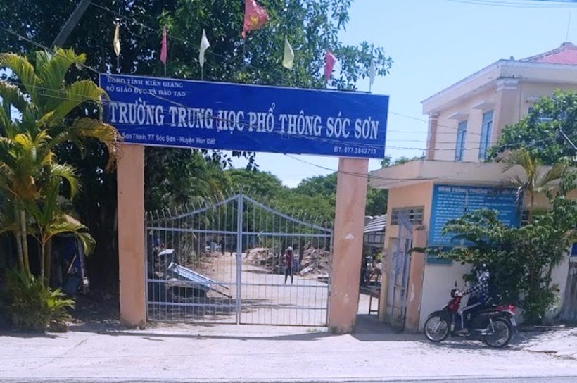 Trường THPT Sóc Sơn, nơi xảy ra vụ việc.