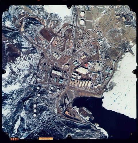 Trạm Nghiên cứu khoa học McMurdo. Ảnh chụp từ vệ tinh.