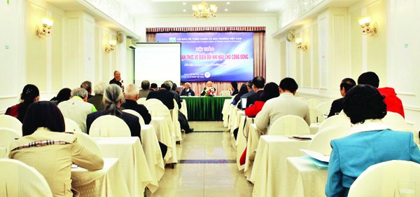 Hội thảo “Nâng cao nhận thức về biến đổi khí hậu cho cộng đồng”