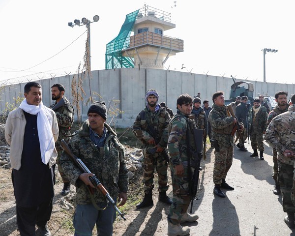 Quân đội Afghanistan gần nơi xảy ra vụ việc