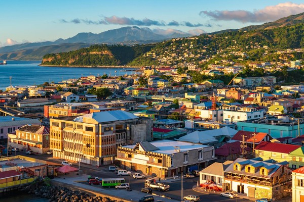Hồi sinh mạnh mẽ, Dominica trở thành quốc gia thích ứng với biến đổi khí hậu đầu tiên trên thế giới.