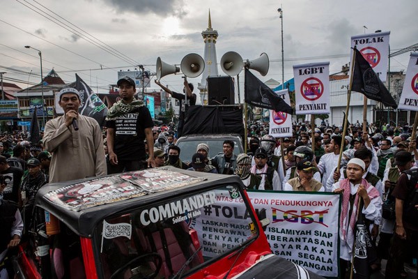 Cuộc biểu tình phản đối người LGBT ở Yogyakarta (Indonesia) vào năm 2016