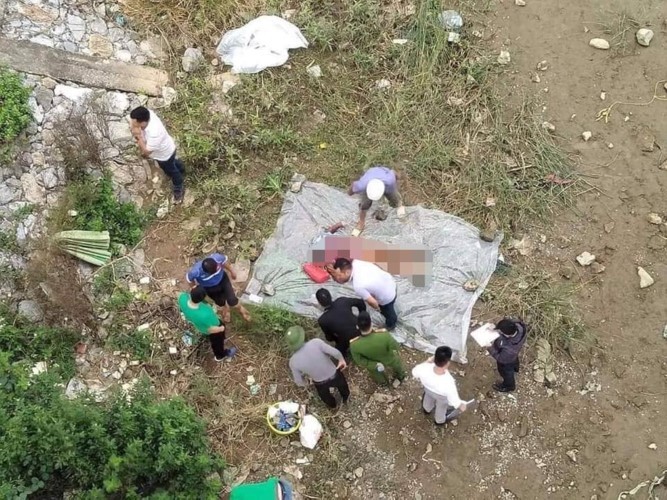 Thái Bình: Tìm thấy thi thể người vợ trong vụ lật thuyền trên sông Trà Lý