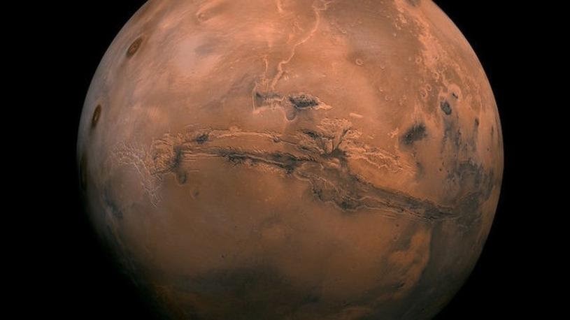 Sự sống có thể tồn tại trong nước mặn sao Hỏa.