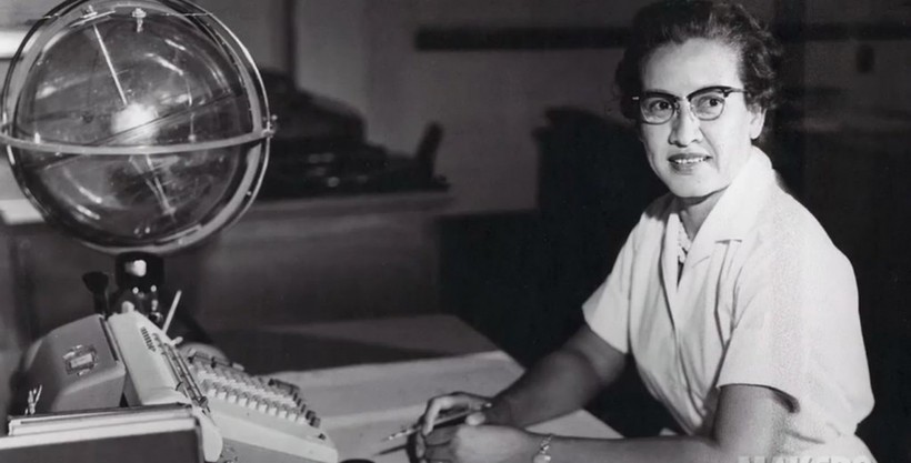 Katherine Johnson làm việc tại Trung tâm nghiên cứu Langley của NASA năm 1962. 