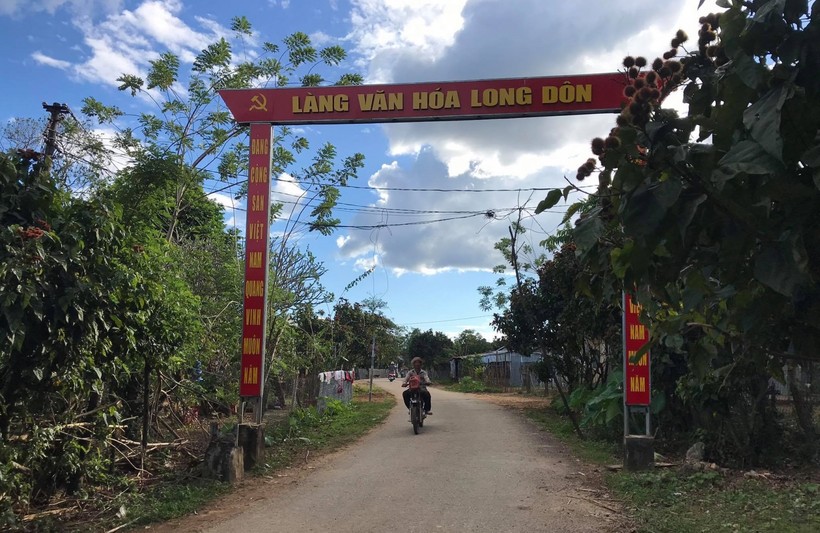 Thôn Long Dôn, nơi xảy ra vụ việc sau 2 năm thiệt hại do thiên tai người dân mới nhận được hỗ trợ.