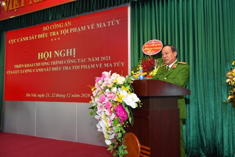 Thứ trưởng Bộ Công an, Thượng tướng Lê Quý Vương phát biểu tại Hội nghị.