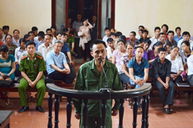 Bị cáo Nguyễn Văn Thi trước tòa.