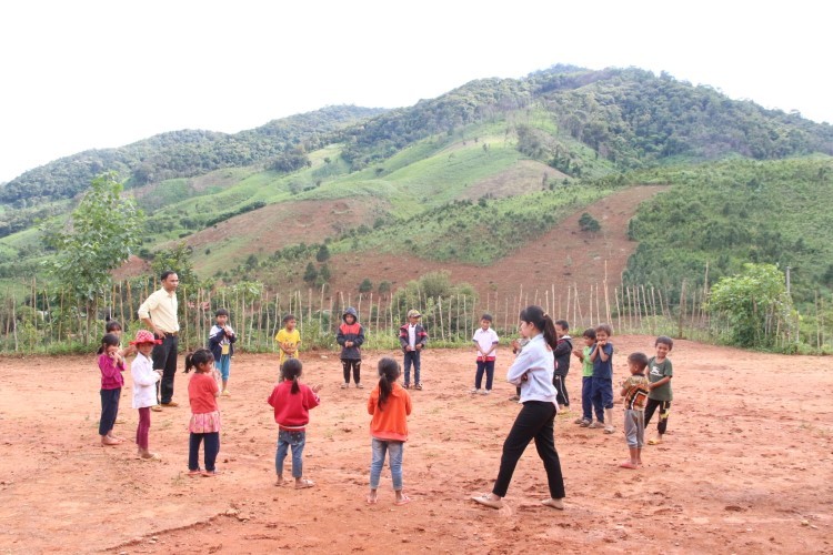 Các em học sinh ở điểm trường cụm Đăk Ka - PTDT Bán trú Tiểu học - THCS xã Tu Mơ Rông.