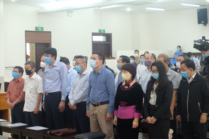 Các bị cáo trong vụ bị xét xử tại TAND TP Hà Nội.