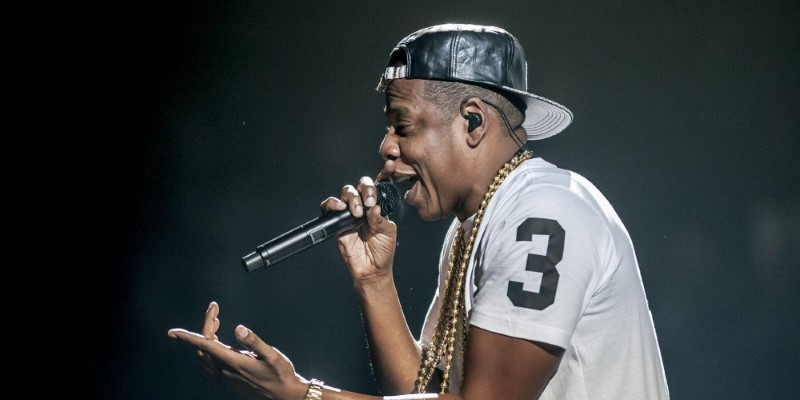 Phong cách biểu diễn ấn tượng của rapper Jay-Z.