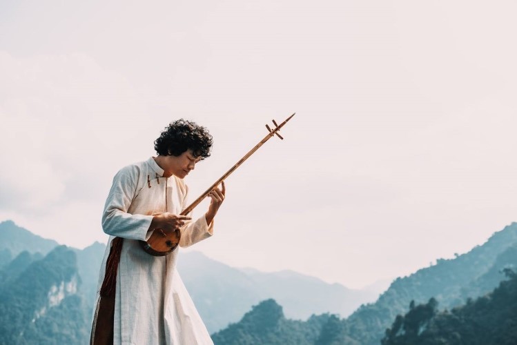 Ngô Hồng Quang khát khao tôn vinh các nhạc cụ dân tộc.