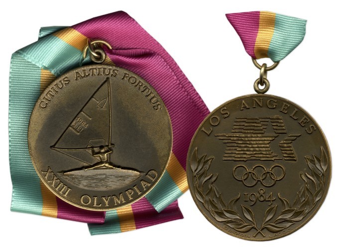 Huy chương Olympic Los Angeles 1984.