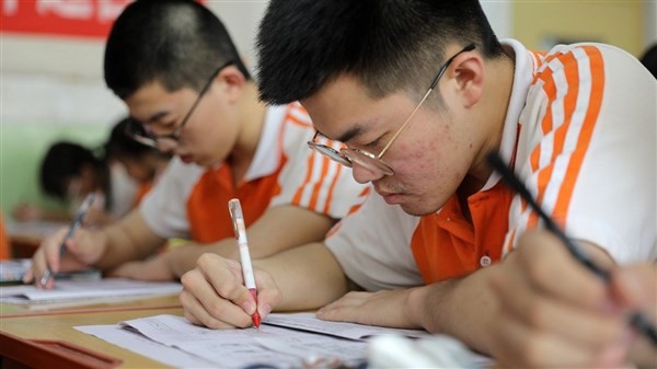 Khoảng cách giàu nghèo trong tiếp cận giáo dục tại Trung Quốc là rất lớn.