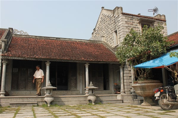 Những ngôi nhà đá cổ được coi là bảo vật, là “nhân chứng” cho nghề làm đá ở Ninh Vân.