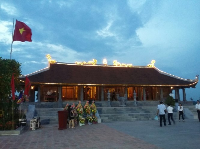 Đền thờ Lê Quý Đôn tại xã Độc Lập (Hưng Hà – Thái Bình).