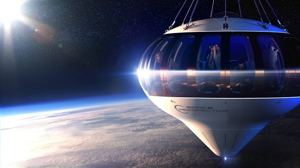 Du khách có thể ngắm không gian từ tầm nhìn 360 độ từ khinh khí cầu.