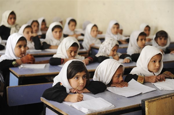 Lớp học dành cho trẻ em gái người Afghanistan.
