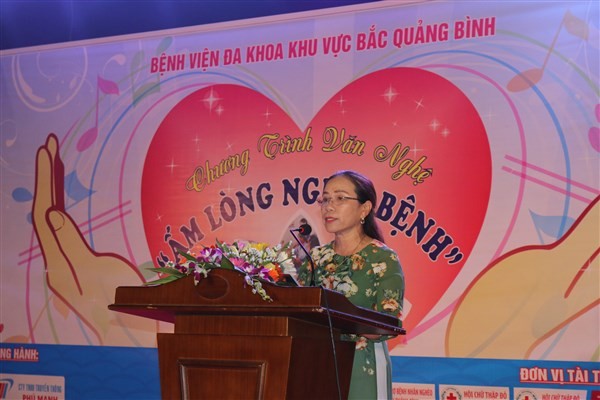 Bác sĩ, Thầy thuốc Ưu tú Nguyễn Thị Ngân, nguyên Giám đốc Bệnh viện Đa khoa khu vực Bắc Quảng Bình.