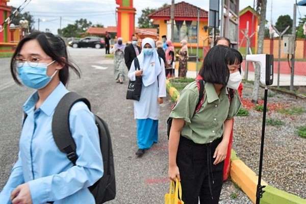 Học sinh Malaysia trở lại trường học từ cuối tháng 9.