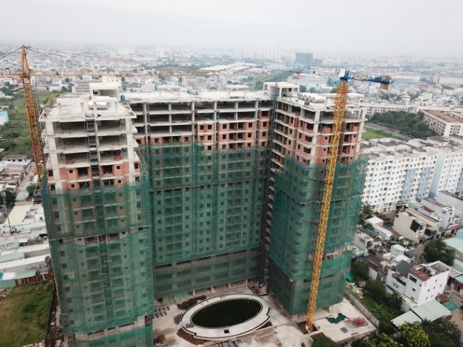 Dự án chung cư Nam An (Kingsway Tower, quận Bình Tân) “đứng hình” đã hơn 3 năm nay.